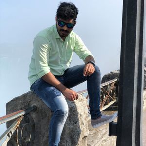 Meet your Posher, Abin